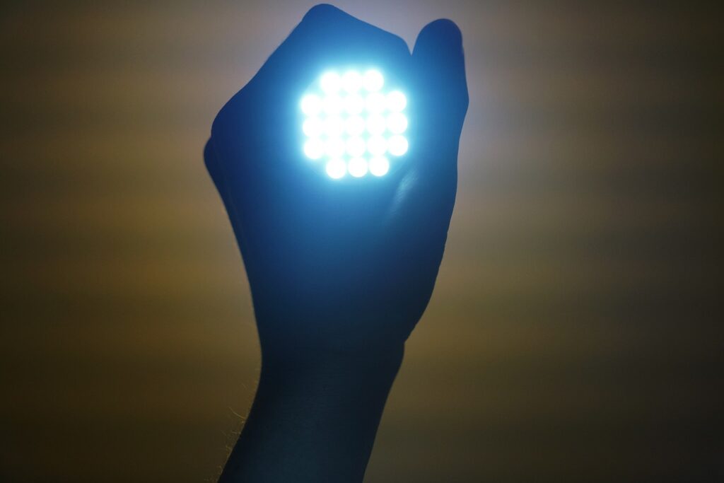 Żarówka LED- Rewolucja w oświetleniu!